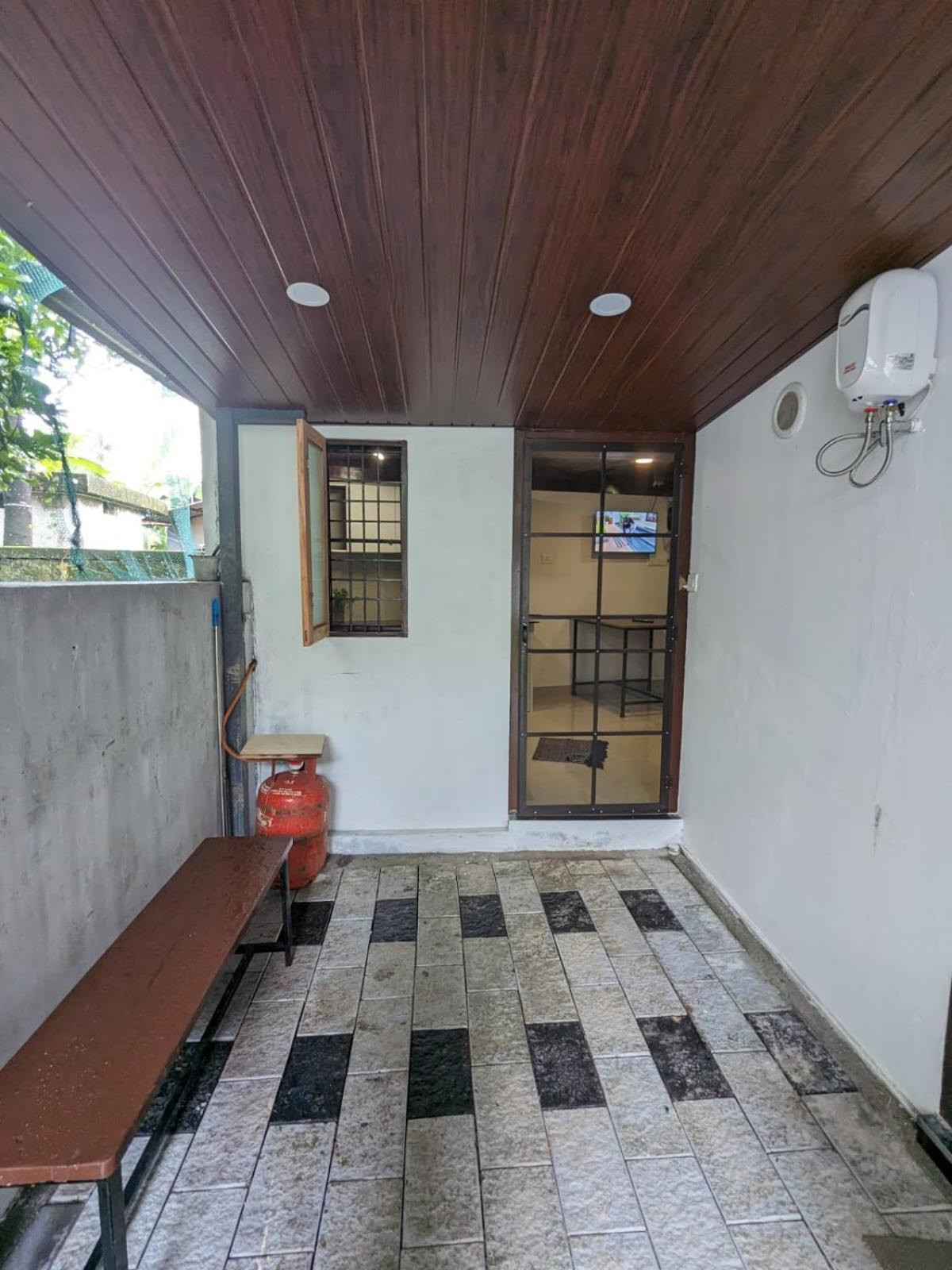 Budget Home Kochi 외부 사진